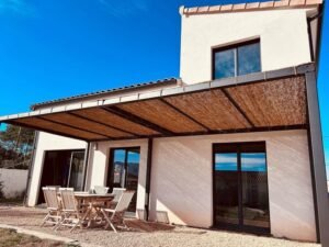 مظلات خيزران: جمال الطبيعة بلمسة عصرية