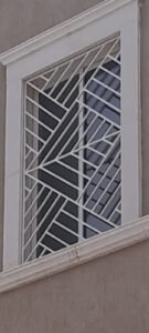 تركيب شبابيك حماية نوافذ بالرياض بأسعار منافسة وخدمة مميزة.