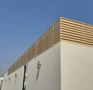 سواتر بلاستيك شفافة ومتحركة للحوش بتصاميم عصرية وألوان متنوعة